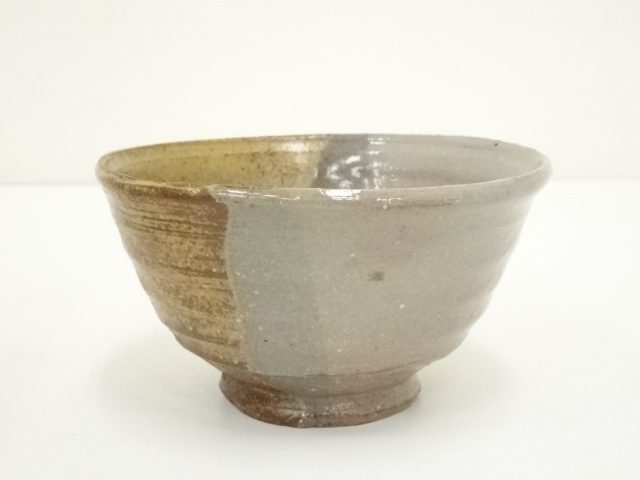 道具 ] - 道具 紀州焼 葵窯造 二代 寒川栖豊 伊羅保掛分茶碗（共箱